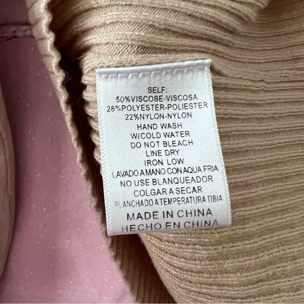 5/$30 Listicle Ribbed Scoop Neck Sweater Cream M